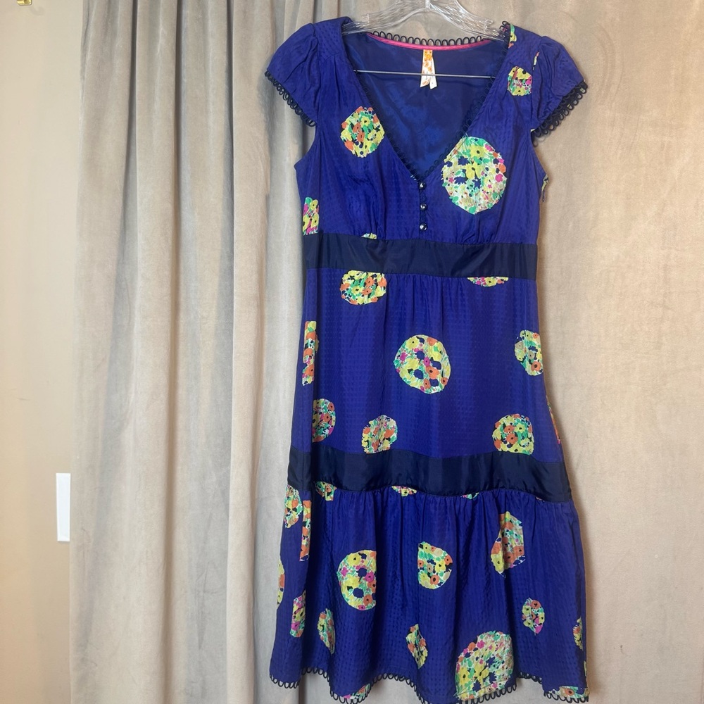 Maeve Anthropologie Vibrant Blue Dress‎ with Multicolor Accents 100% Silk